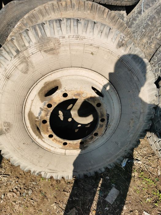 Cauciucuri 1100 R20 Kama