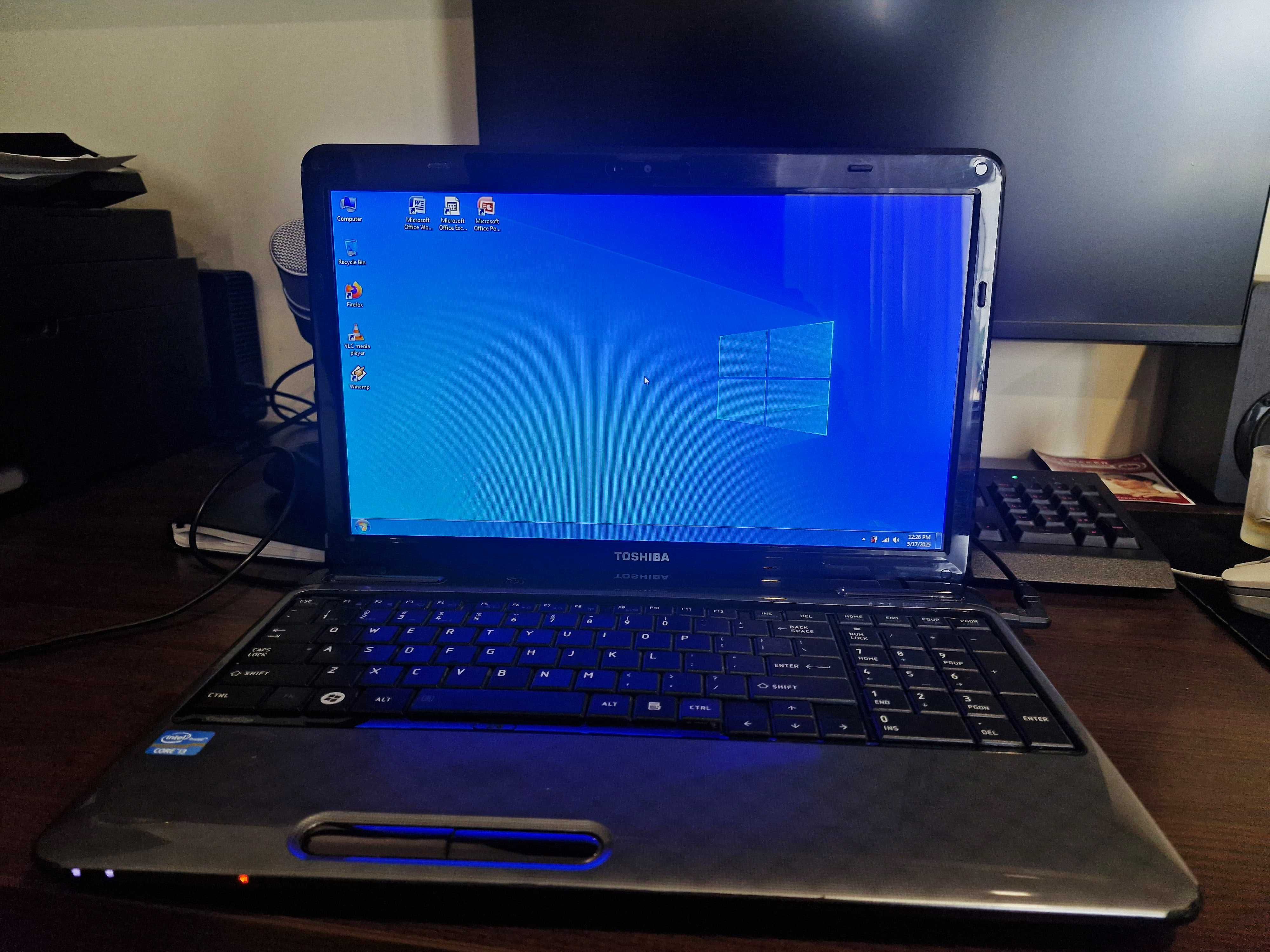 Laptop Toshiba - Intel I3, 8gb ram, SSD