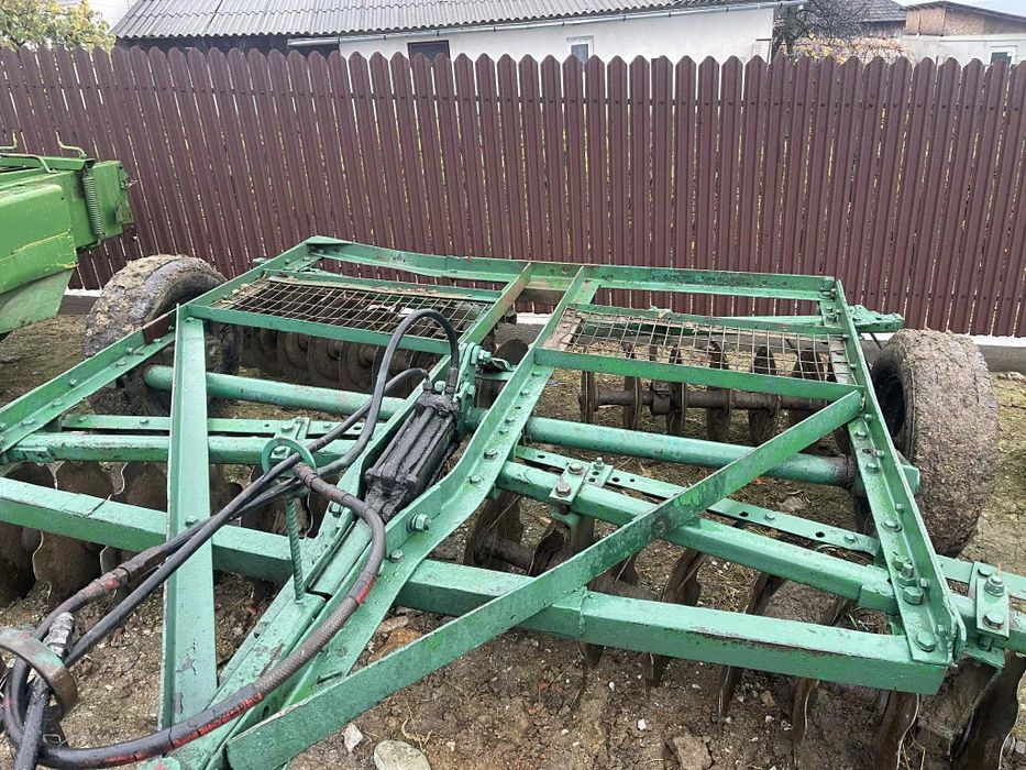 Vând Disc de piatra Neamț