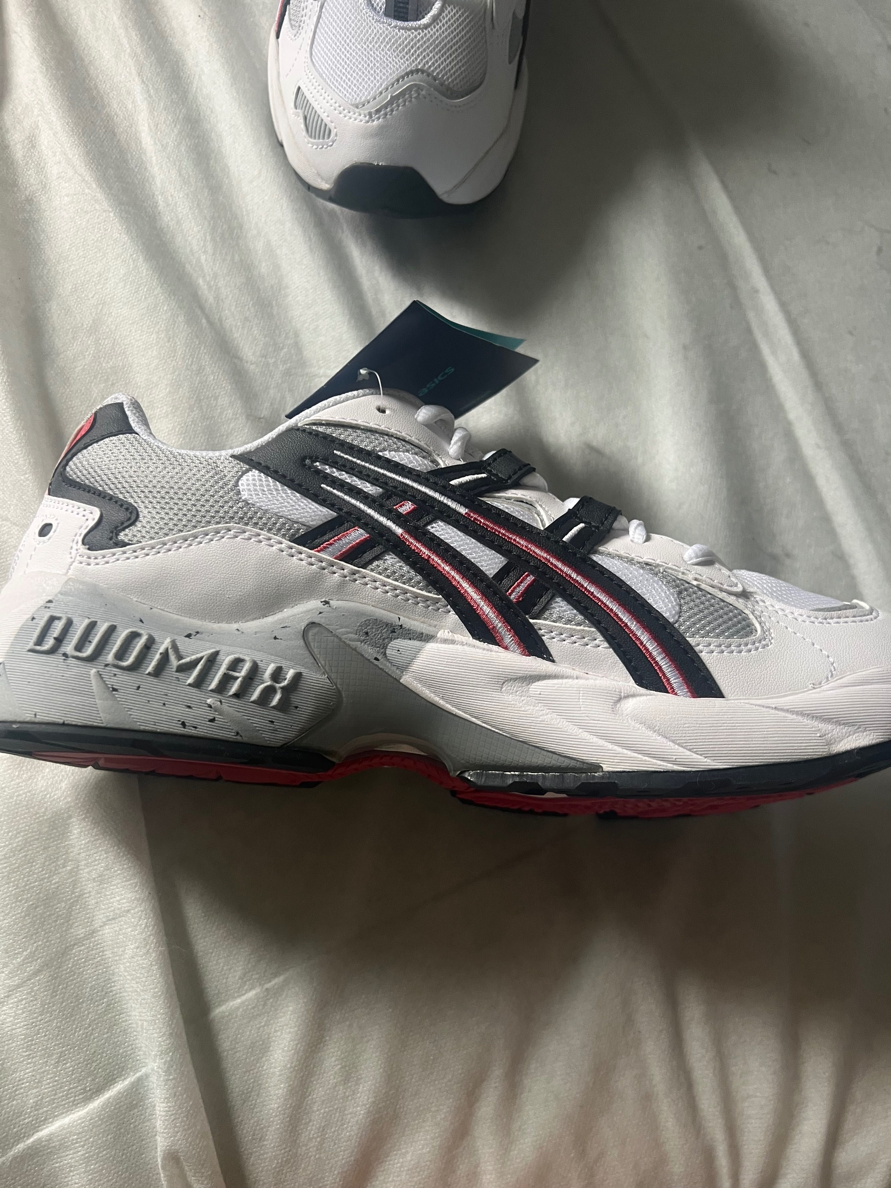 Кроссовки” Asics- DUOMAX”