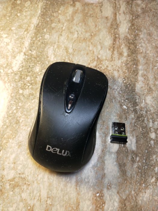 Продам USB мышку Delux model:M483
