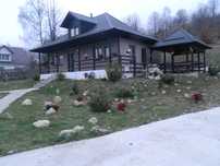 Casa cu vedere  la munte
