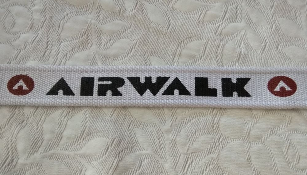AIRWALK - чисто нов оригинален колан