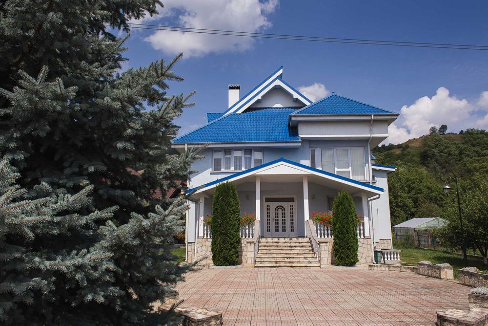 Cazare Revelion 2026 3 NOPTI 12-14 pers Pension Roua Blue PIATRA NEAMT