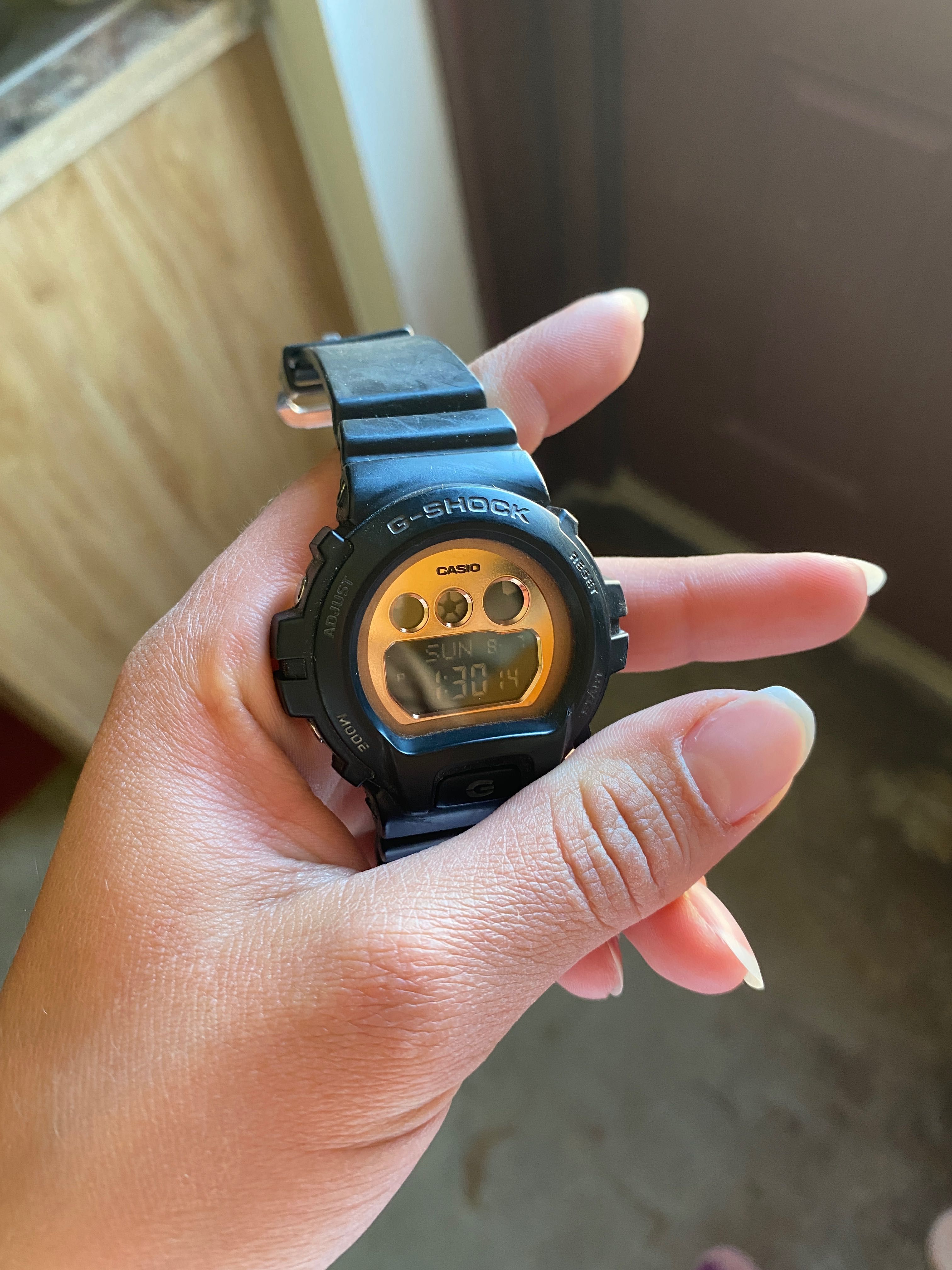 G-Shock американски часовник