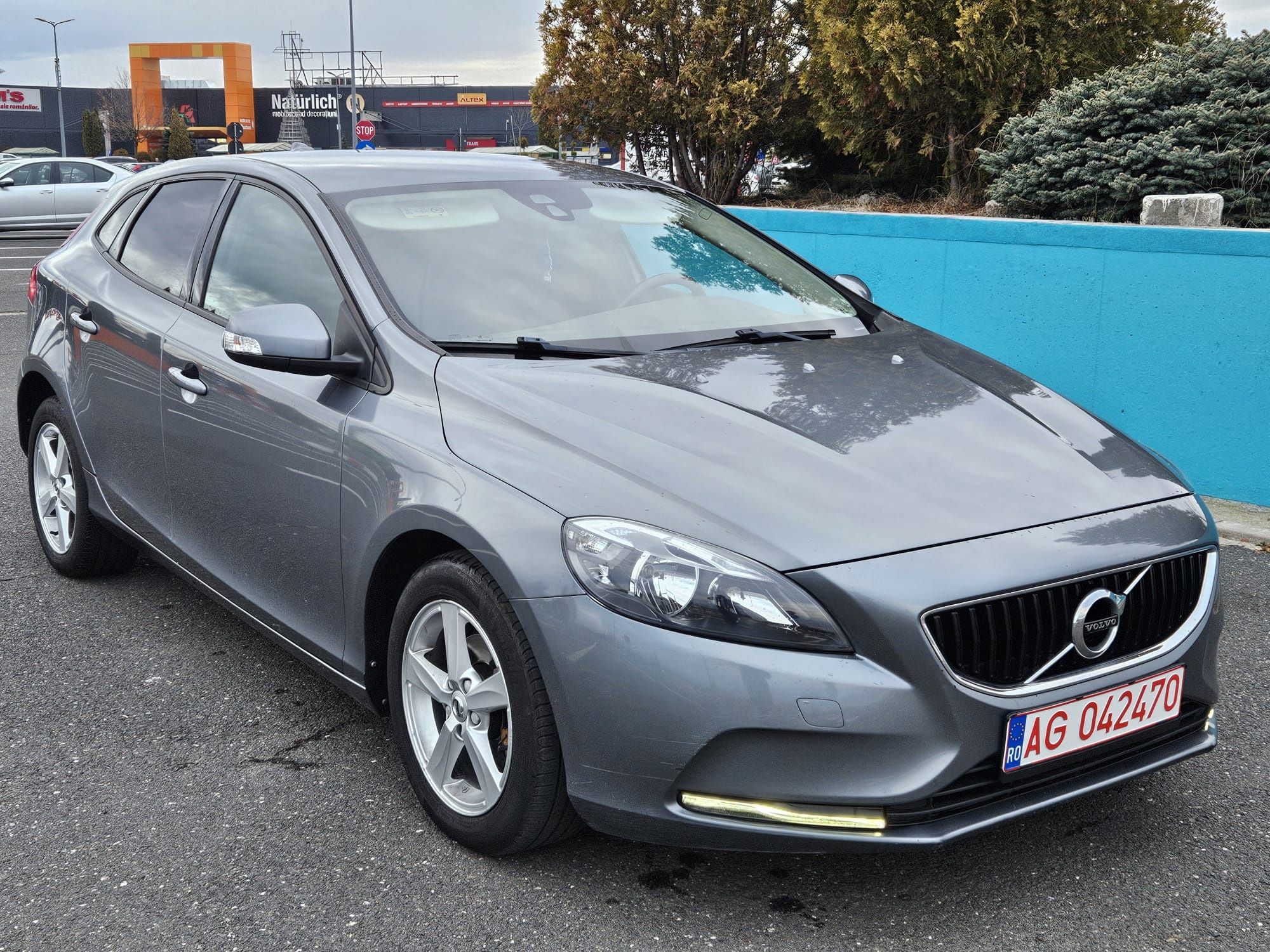 Volvo V40 2.0 Kinetic/2018/Euro6 - Diesel - Manual - 120 hp/Rate Fixe