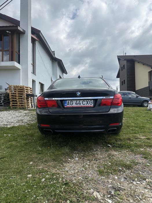 Vand/Schimb BMW 750i ActiveHybrid 7 stare 10/10 NEGOCIABIL