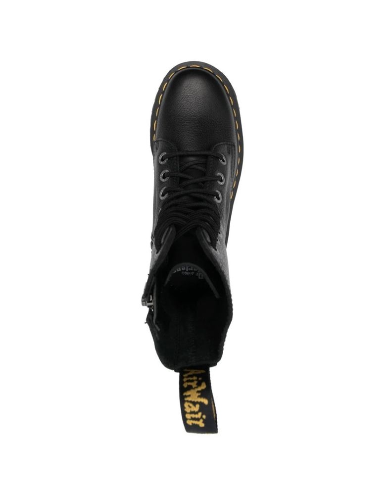 Продам зимние ботинки Dr.Martins