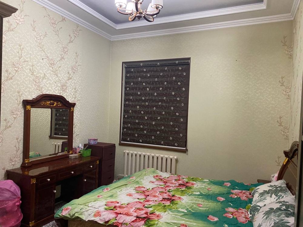 Продается спальный гарнитур.