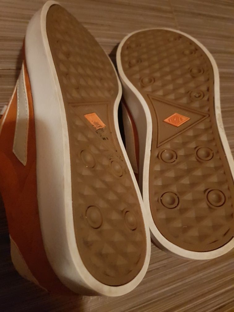 Adidasi Viking 40
