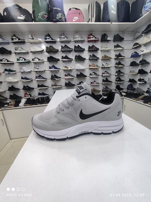 Оригинал Nike air zoom очень хорошо качество