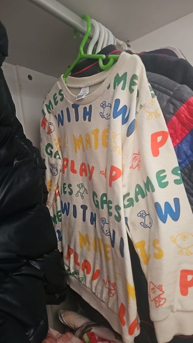 Толстовки,худи,кофты,жилетки,бомберы в идеальном состоянии