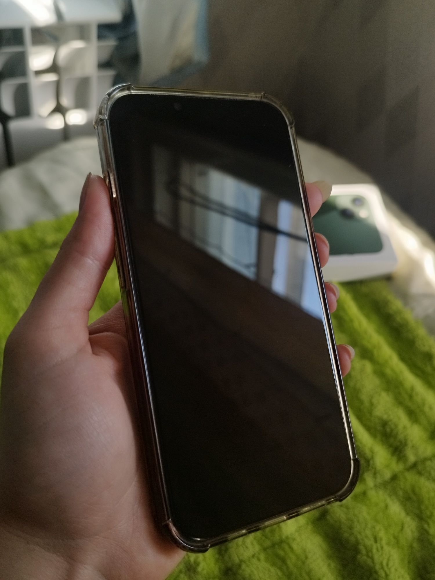 IPhone 13 green 256 gb