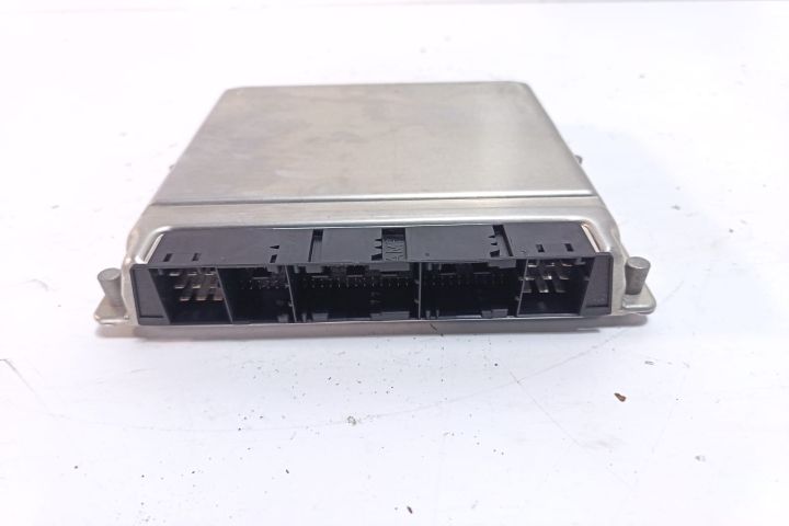Calculator motor ECU A6111537879 Mercedes-Benz C-Class W203