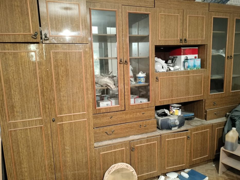 Продам стенку в хорошем состоянии