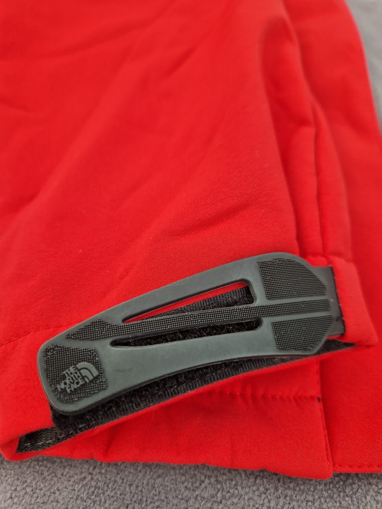 Дамско яке The North Face Summit Series Windstopper