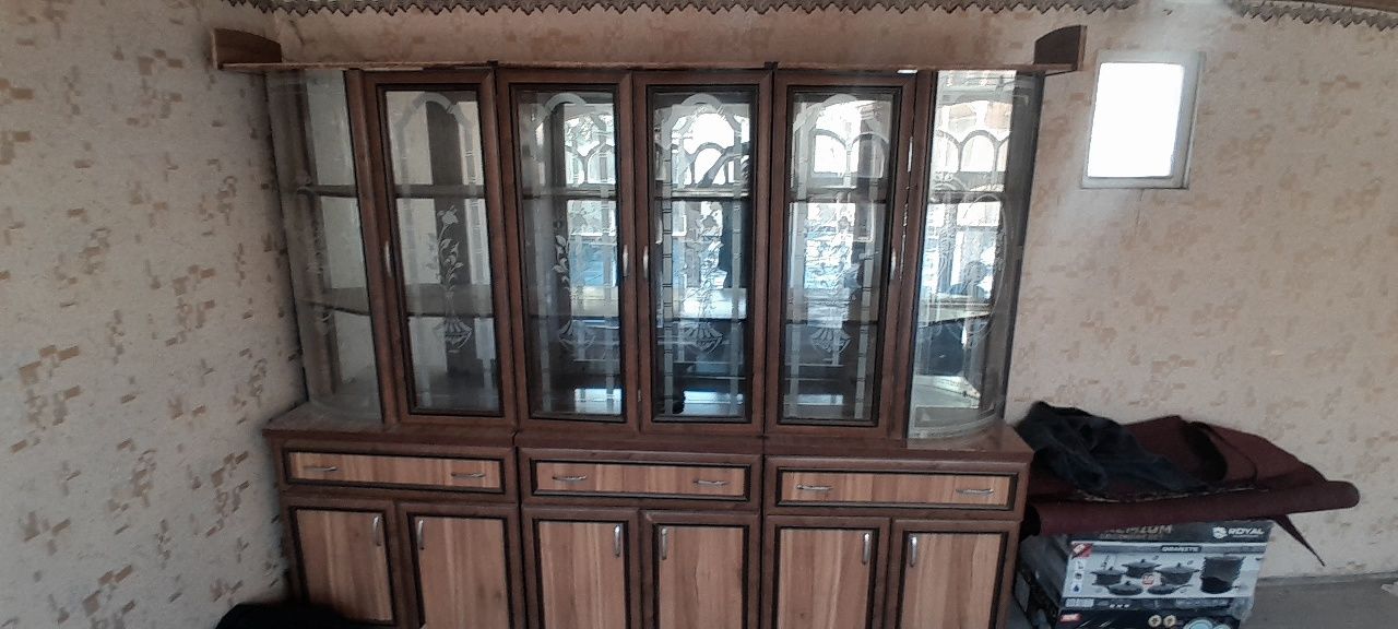 Mebel sotiladi holati yaxshi
