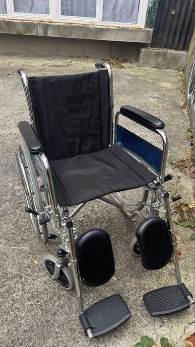 Scaun rotile mobiclinic pliabil handicap fotoliu rulant carucior