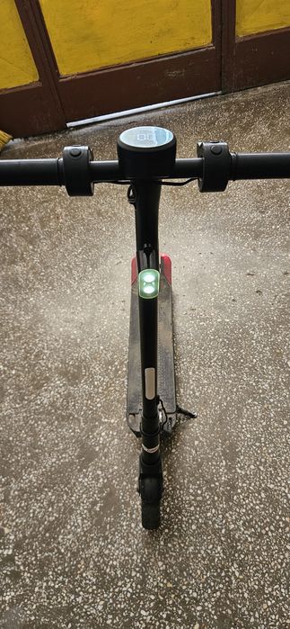 Trotineta electrica 25 km/h