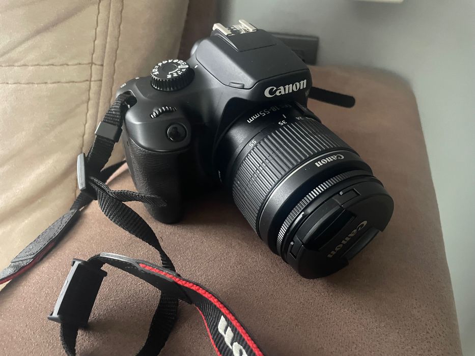 Фотоапарат Canon 4000d