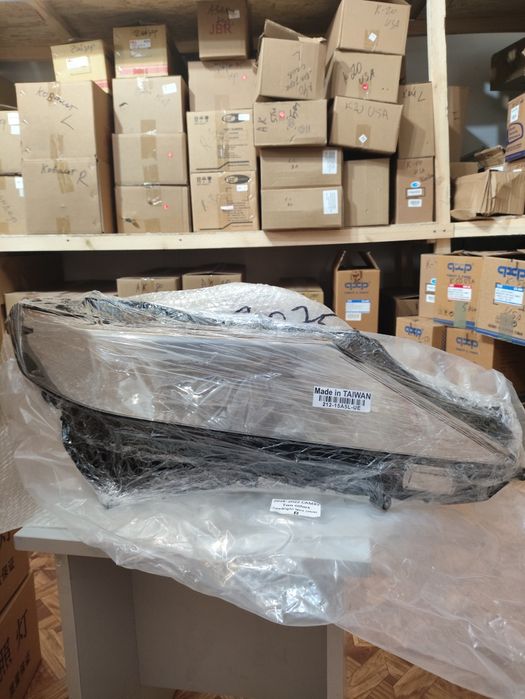 Стекло фара камри 70,75