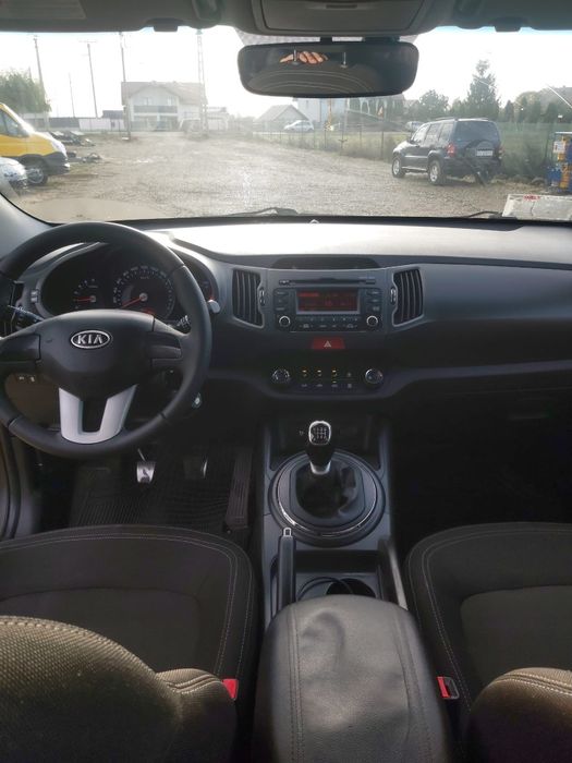 Kia sportage  anul 2012