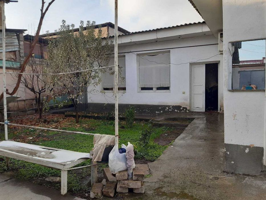 ул.М.Ашрафи ор-р маг. Счётчики Участок 3,14сот Дом 5ком 77м2 Фасад 12м