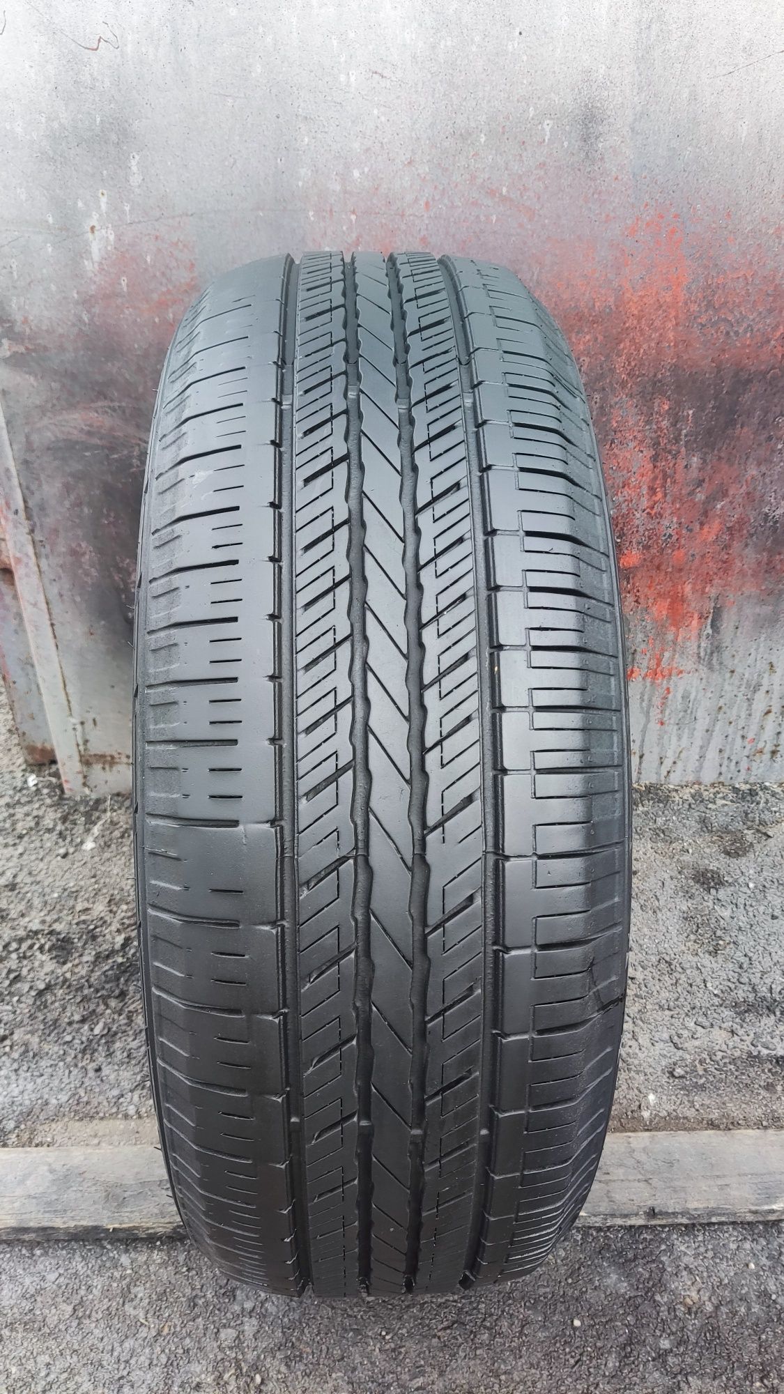 1брой гума 235/60/17 Hankook Dynapro 
dot21
7mm
Добро състояние на гум