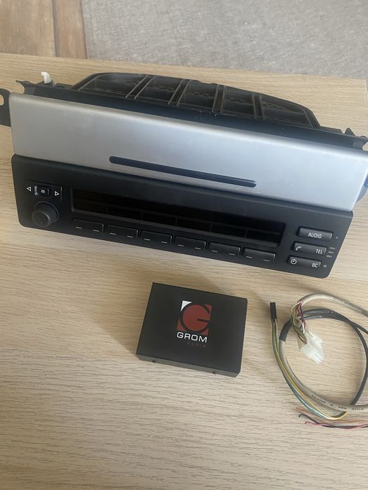Radio BMW E39 + GROM