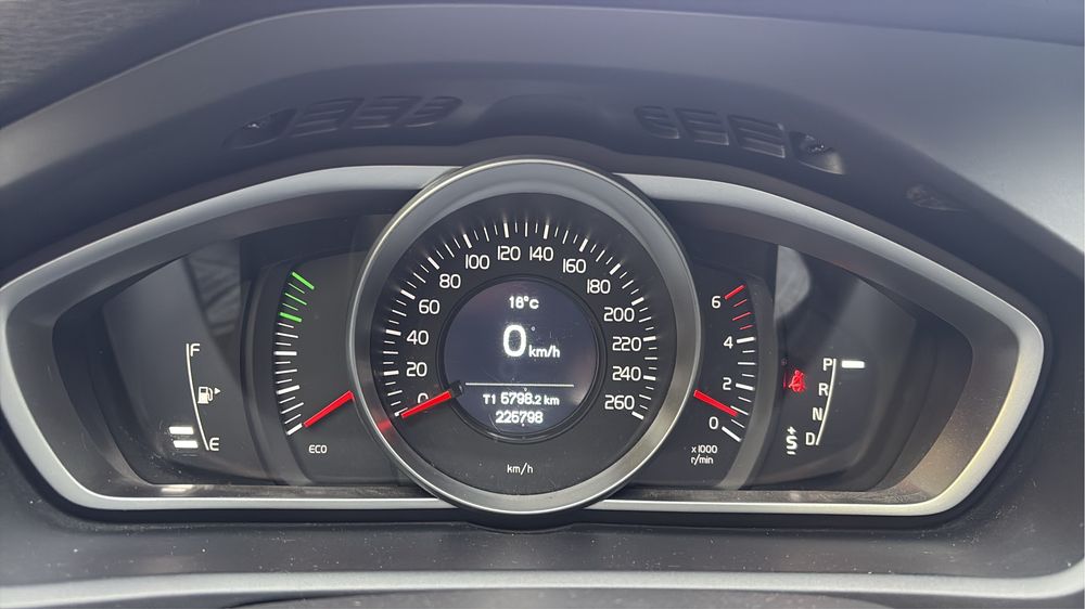 Volvo v40, automat, diesel, 2013, euro 5