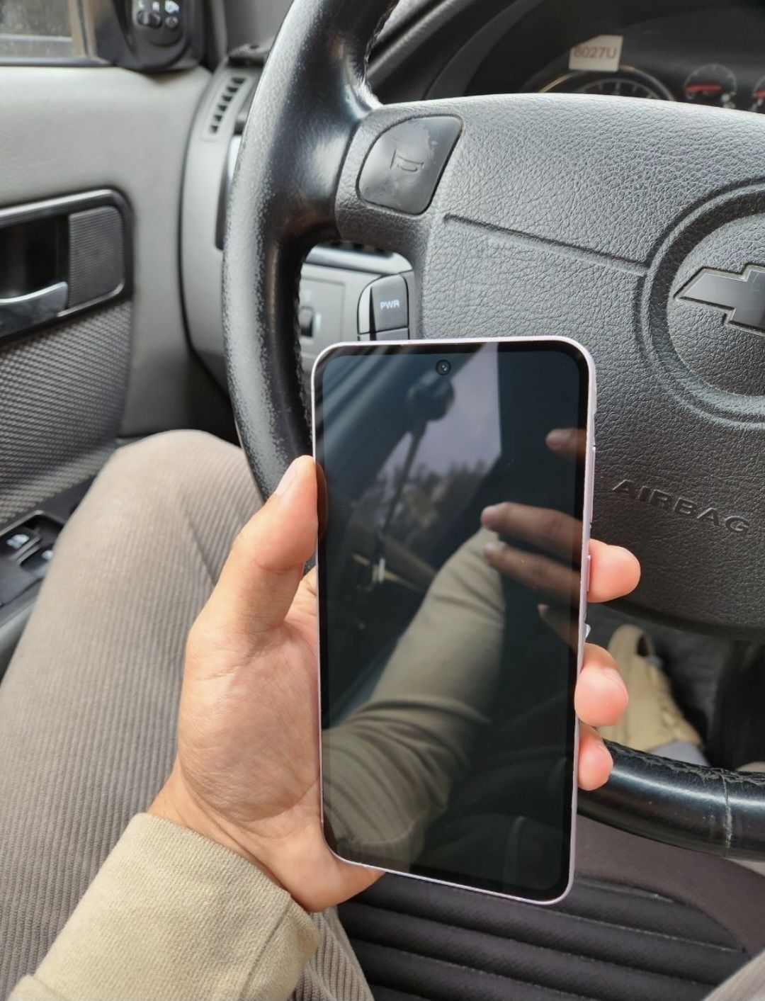Samsung a55 8/256 sotiladi