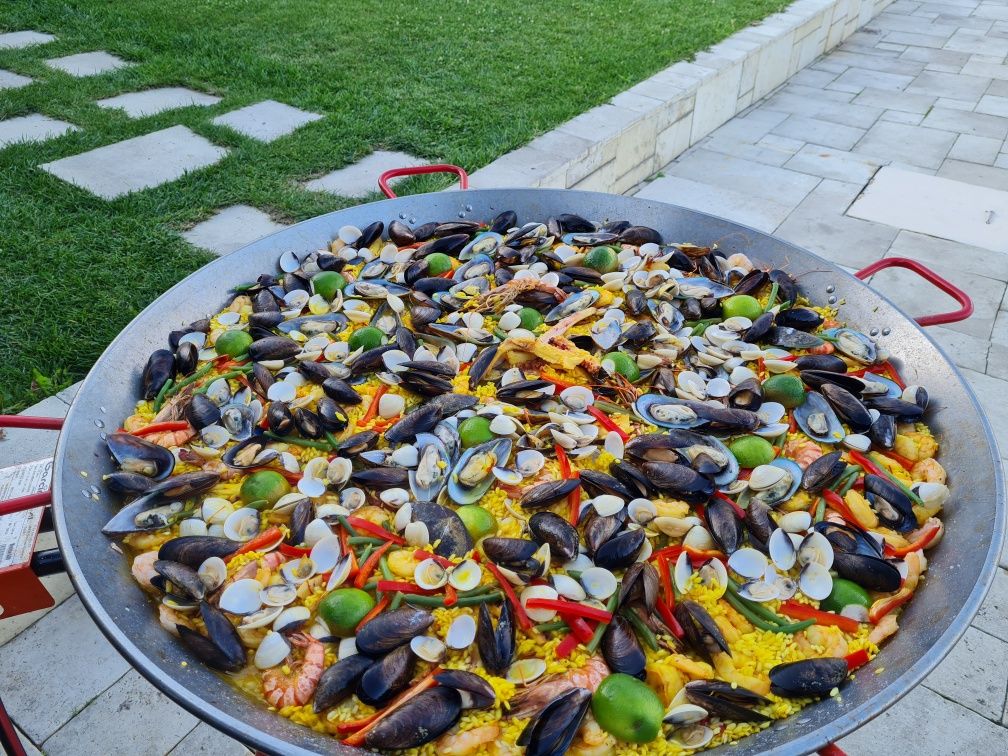 Paella valenciană