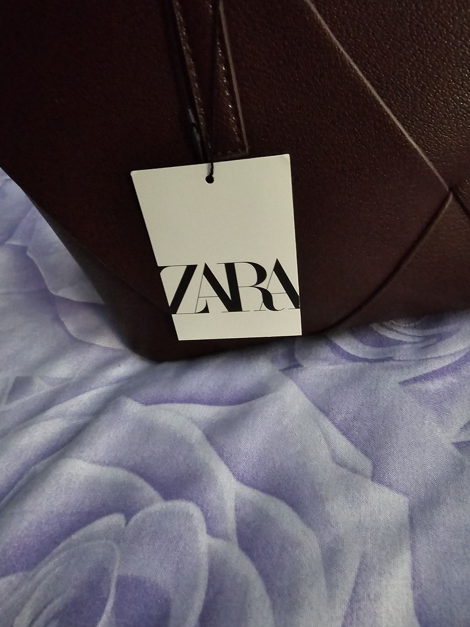 Чисто нова чанта от zara.