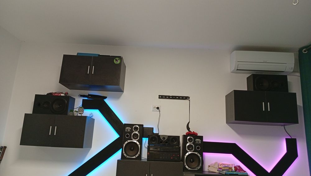 Sistem audio cameră