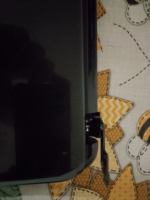 Продам ноутбук хп минусы креплее нету клавиши ф10 и не запускаются игр