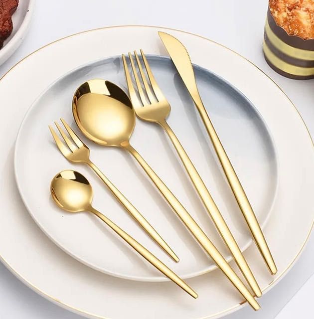 ‼️ ПРОМО Комплект 30 части за хранене - златисто