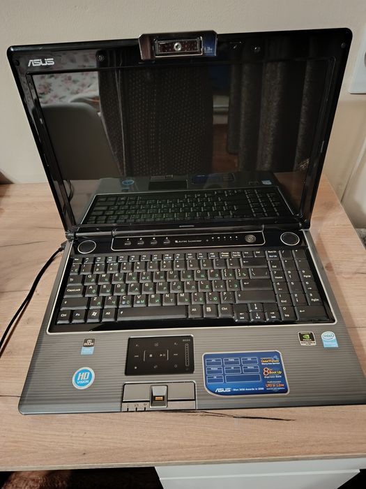Продам ноутбук asus