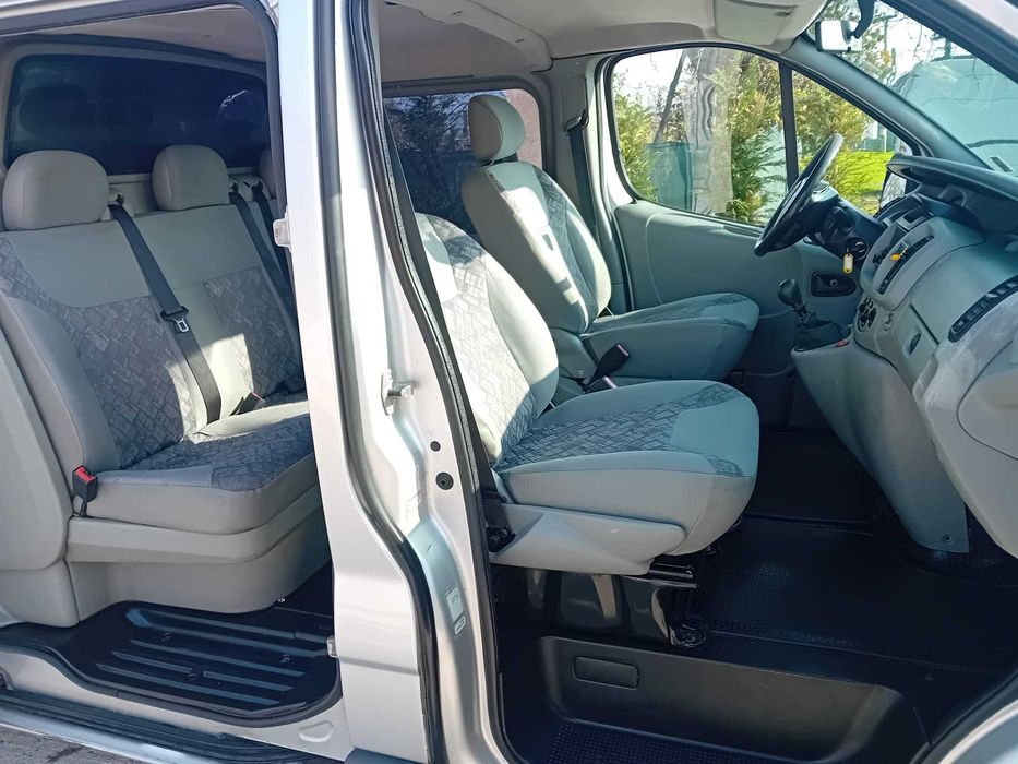 Opel Vivaro 4+1 2006