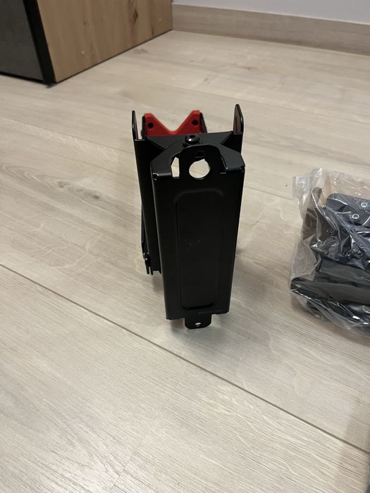 Suport pivotant pentru perete pentru 2 biciclete