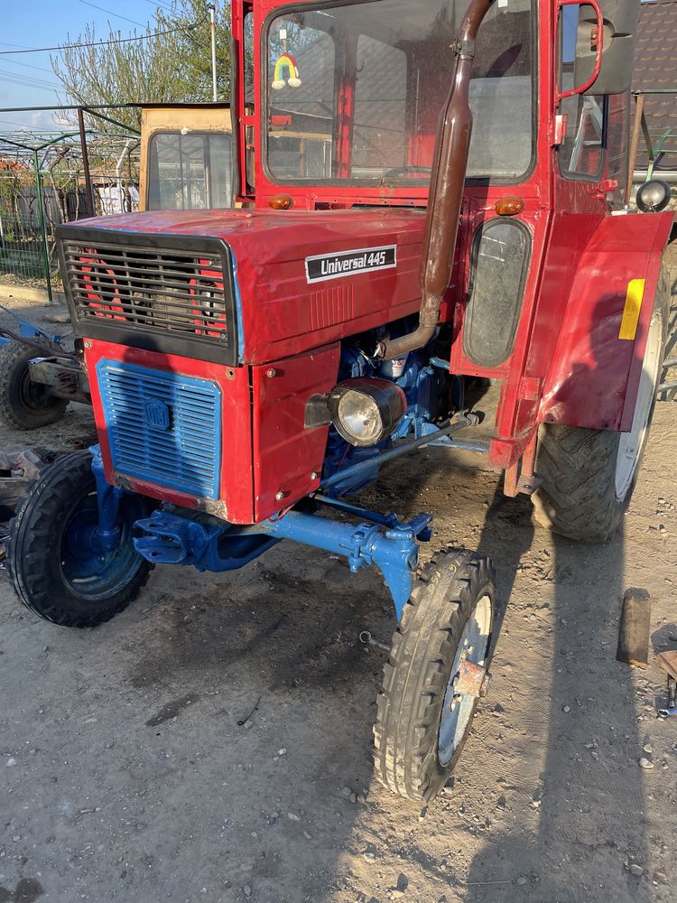 Vand tractor U445