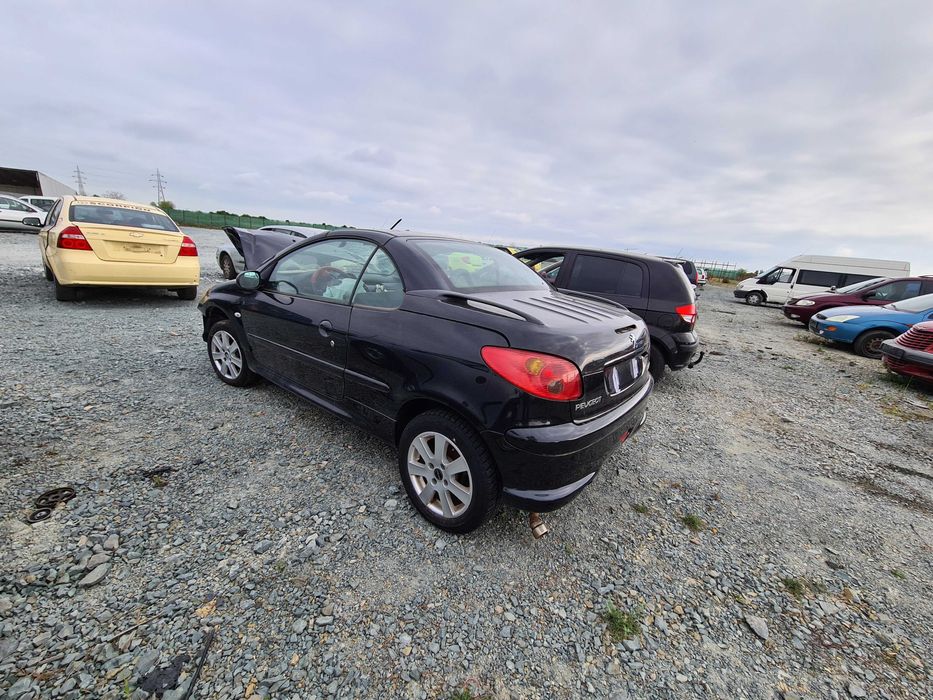 Dezmembram Peugeot 206