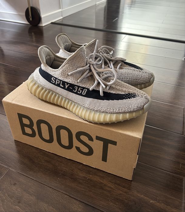 Adidas Yeezy Boost 350 V2