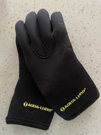 Водолазни ръкавици
