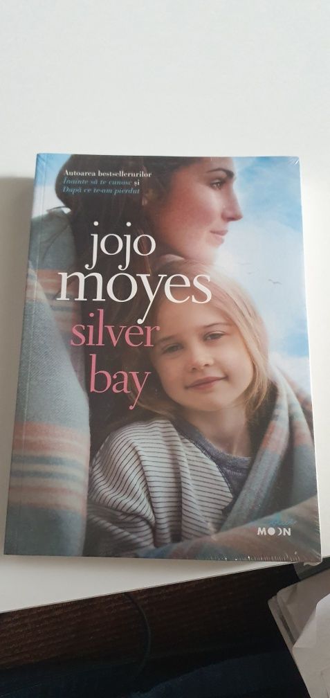 Vand sau schimb carte romantică Silver Bay Jojo Moyes sigilata