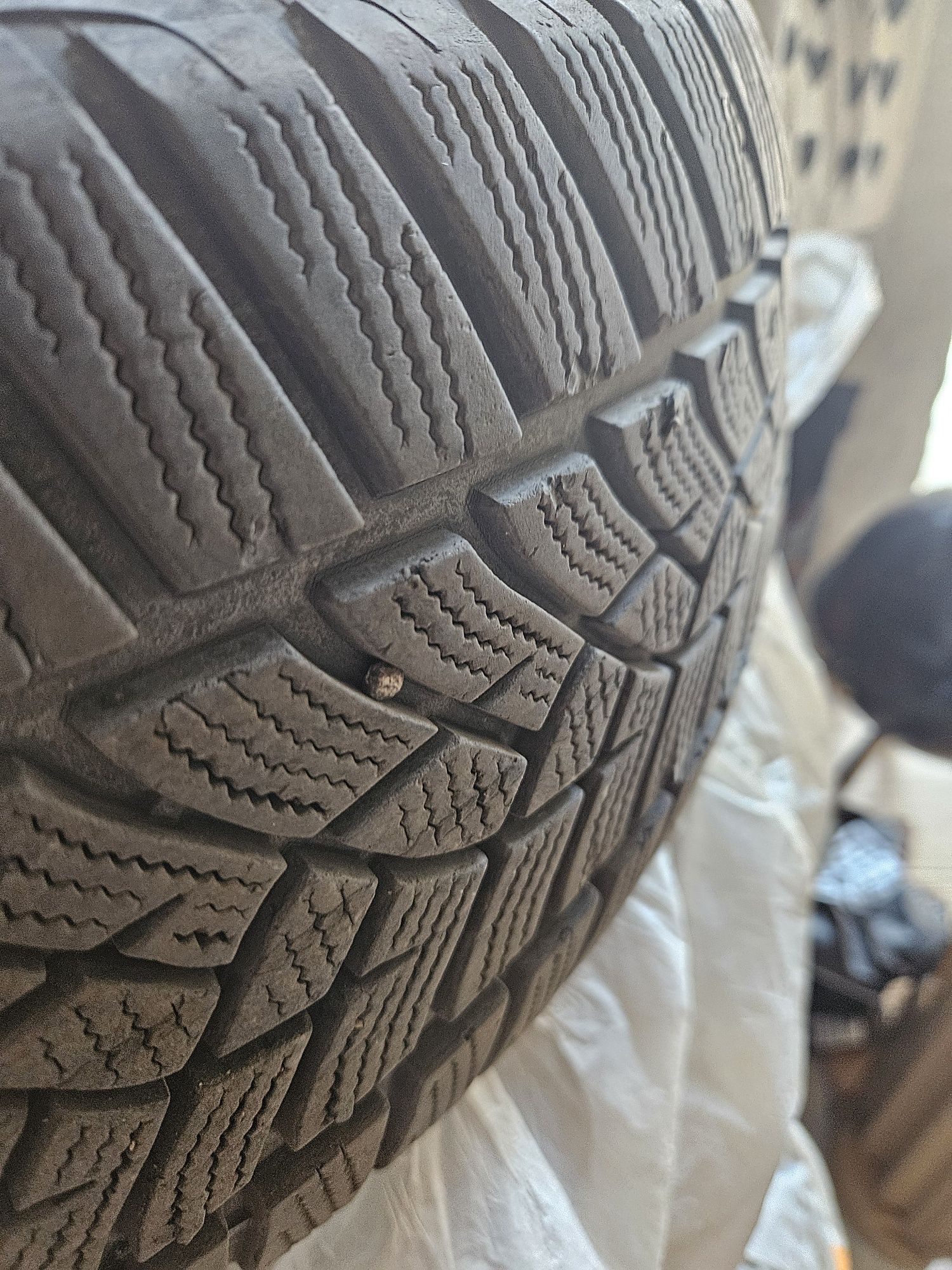 Зимни гуми Goodyear 4бр 225/60/16