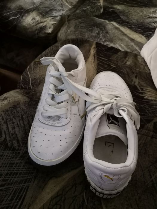 Дамски маратонки PUNA 38 н, 24 см стрелка.