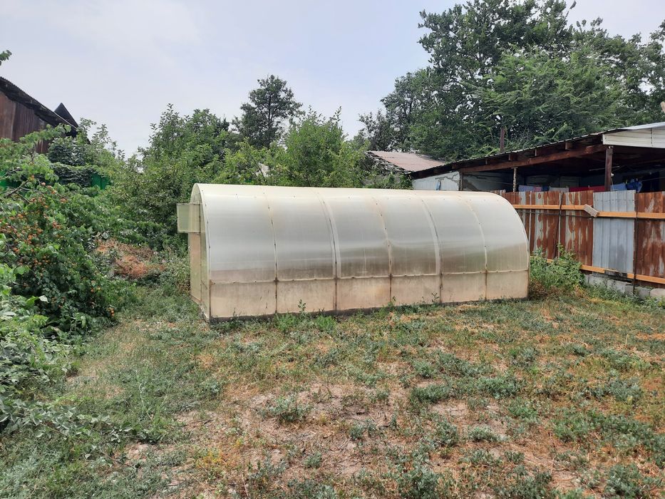 Парник в хорошем состоянии