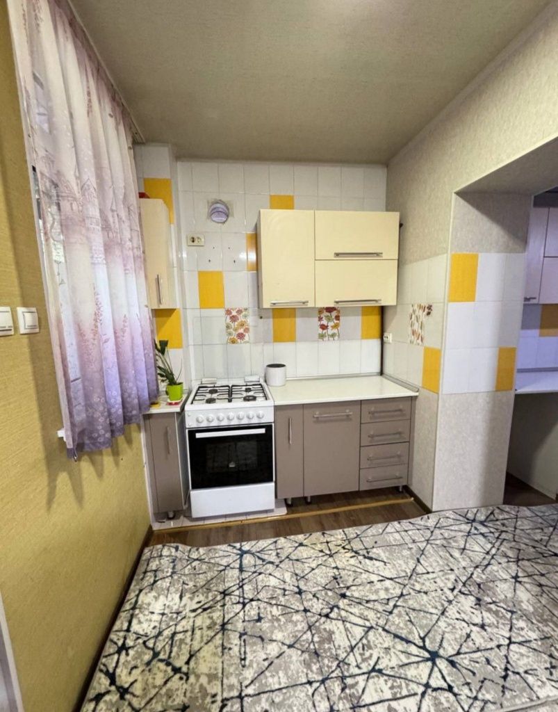 Чиланзар 9кв Срочно Продаётся Квартира На этаже 2/1/4