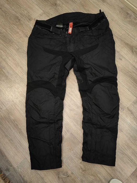 Мотоштаны размер большой в талии широкие, тканевые, с защитой колен.