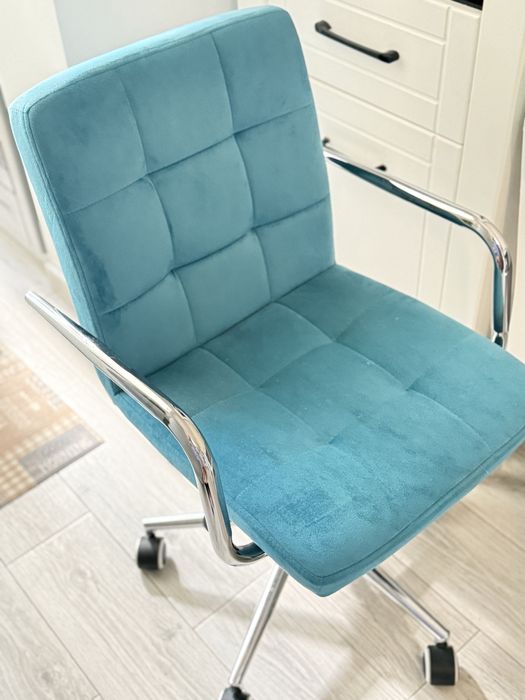 Scaun birou tapitat turcoaz